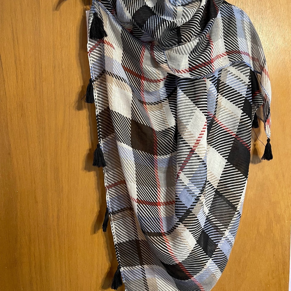 Vera Bradley Soft Fringe scarf NWT